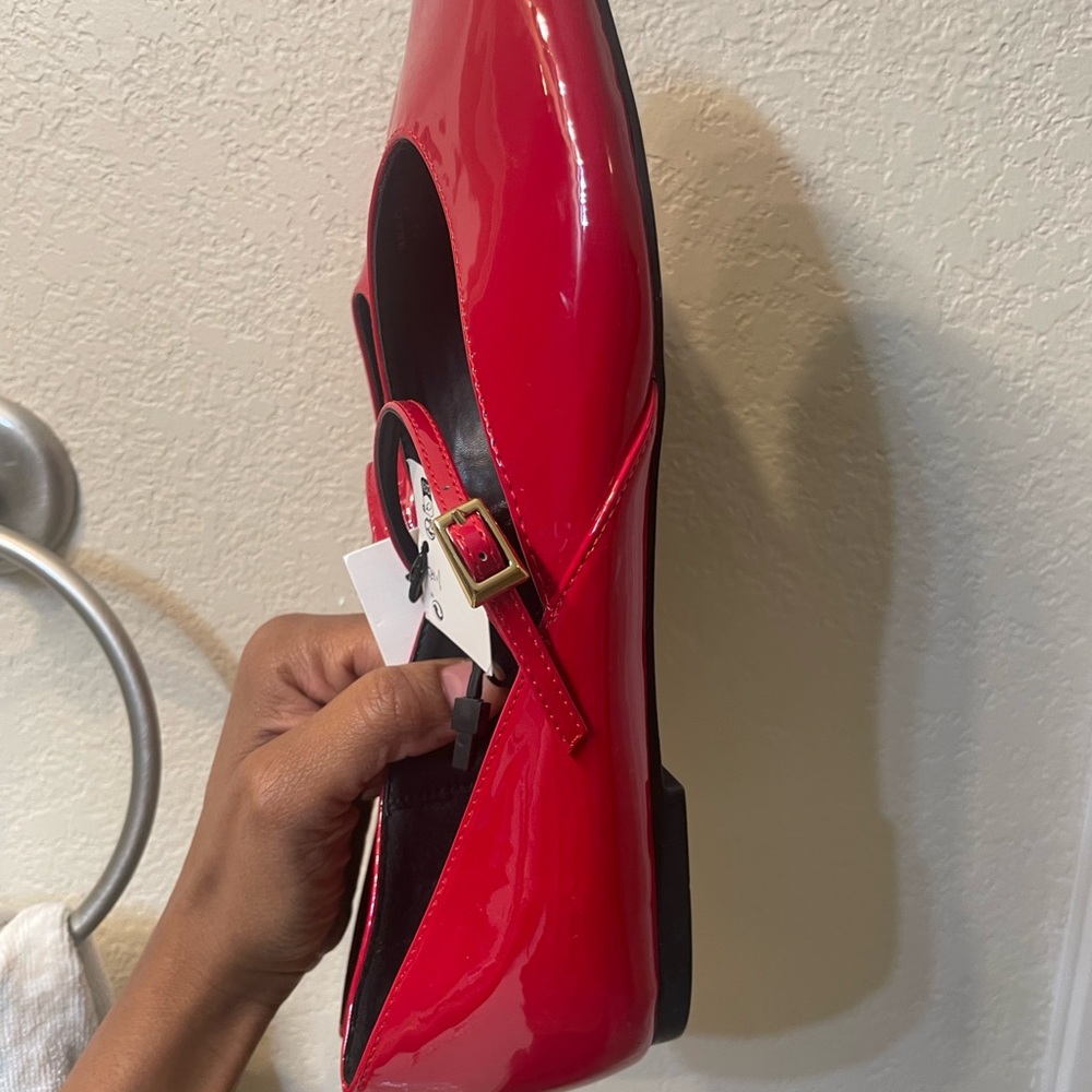 Zara‎ Glossy Red Flats - Picture 4 of 10
